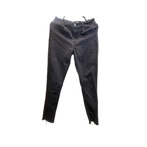 Levi’s 721 High Rise Skinny Jeans Black Raw Hem | Size 29 Stretch Denim